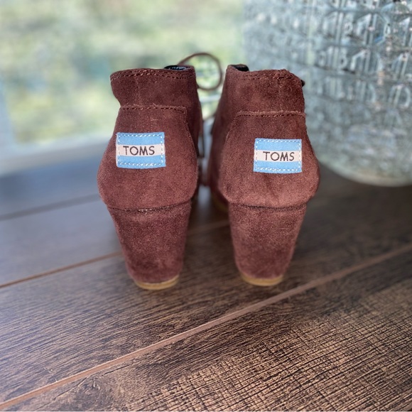 Toms Brown Wedge Booties Size W 5 - Picture 5 of 15